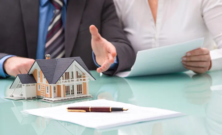 Hợp đồng đặt cọc mua căn hộ chung cư: Mẫu tài liệu và những điều cần biết